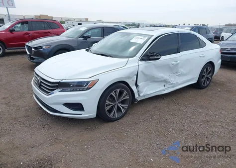 2022 Volkswagen Passat 2.0T Se z USA, uszkodzony, nr VIN 1VWSA7A37NC005397